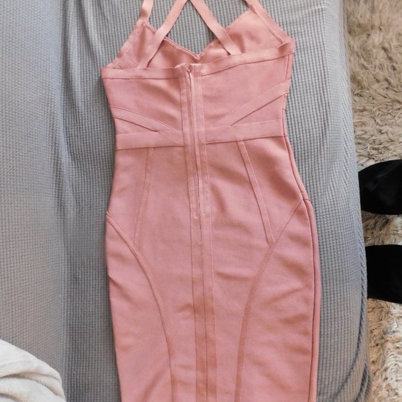 Mauve Bandage Bodycon Dress - Picture 10 of 17